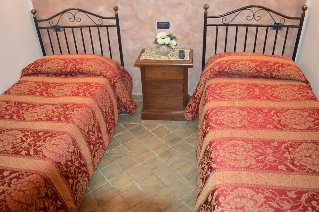 Villa Tre Colli Agri B&B อาเรียโน อีร์ปิโน ภายนอก รูปภาพ