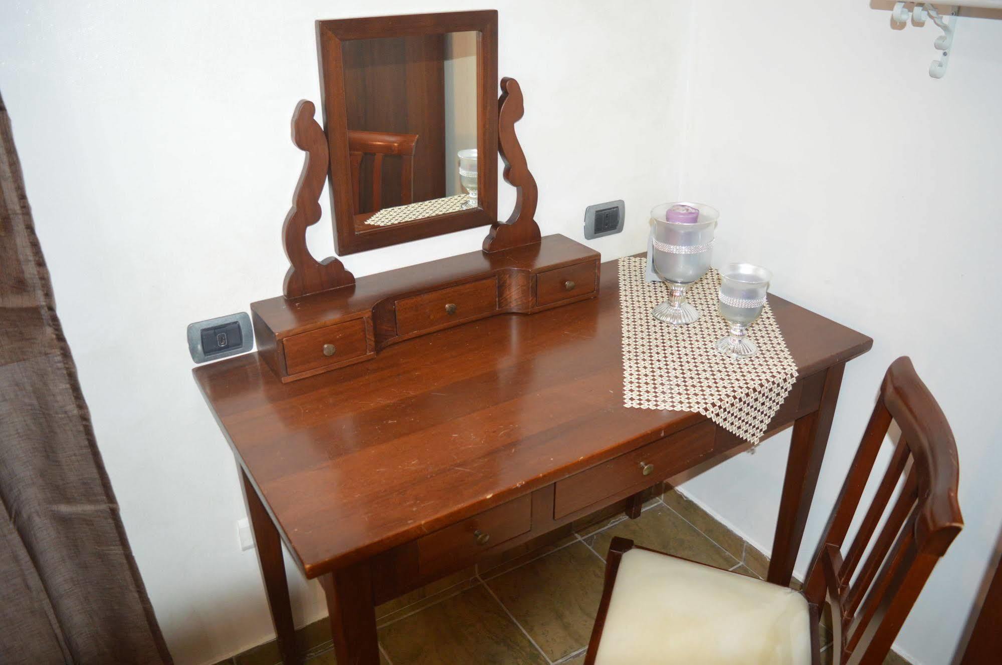 Villa Tre Colli Agri B&B อาเรียโน อีร์ปิโน ภายนอก รูปภาพ